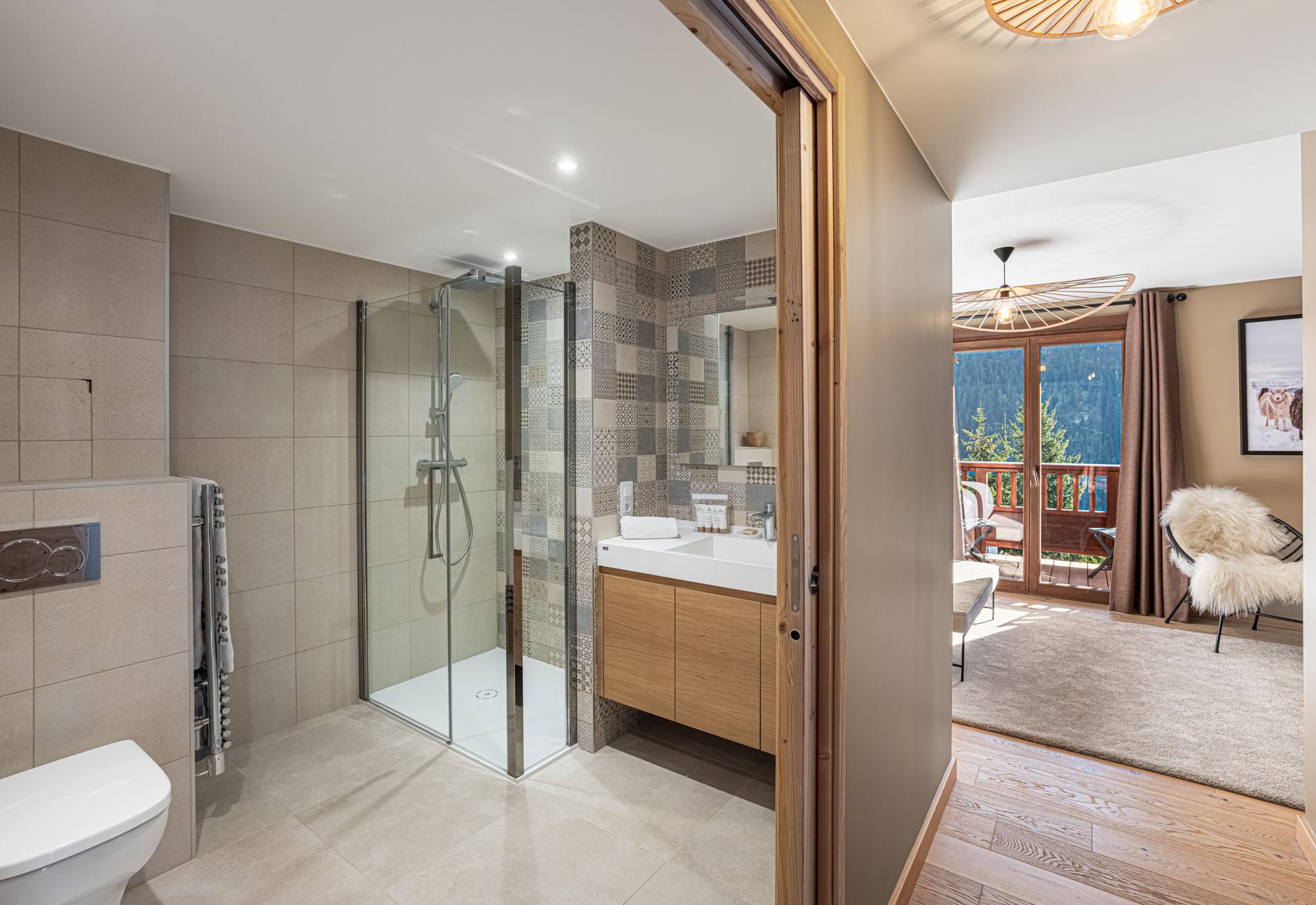Chalet La Grande Casse Gallery Image 2