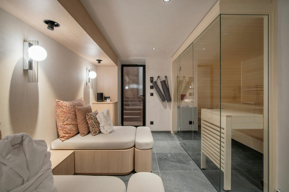 Chalet La Poudreuse Gallery Image 1
