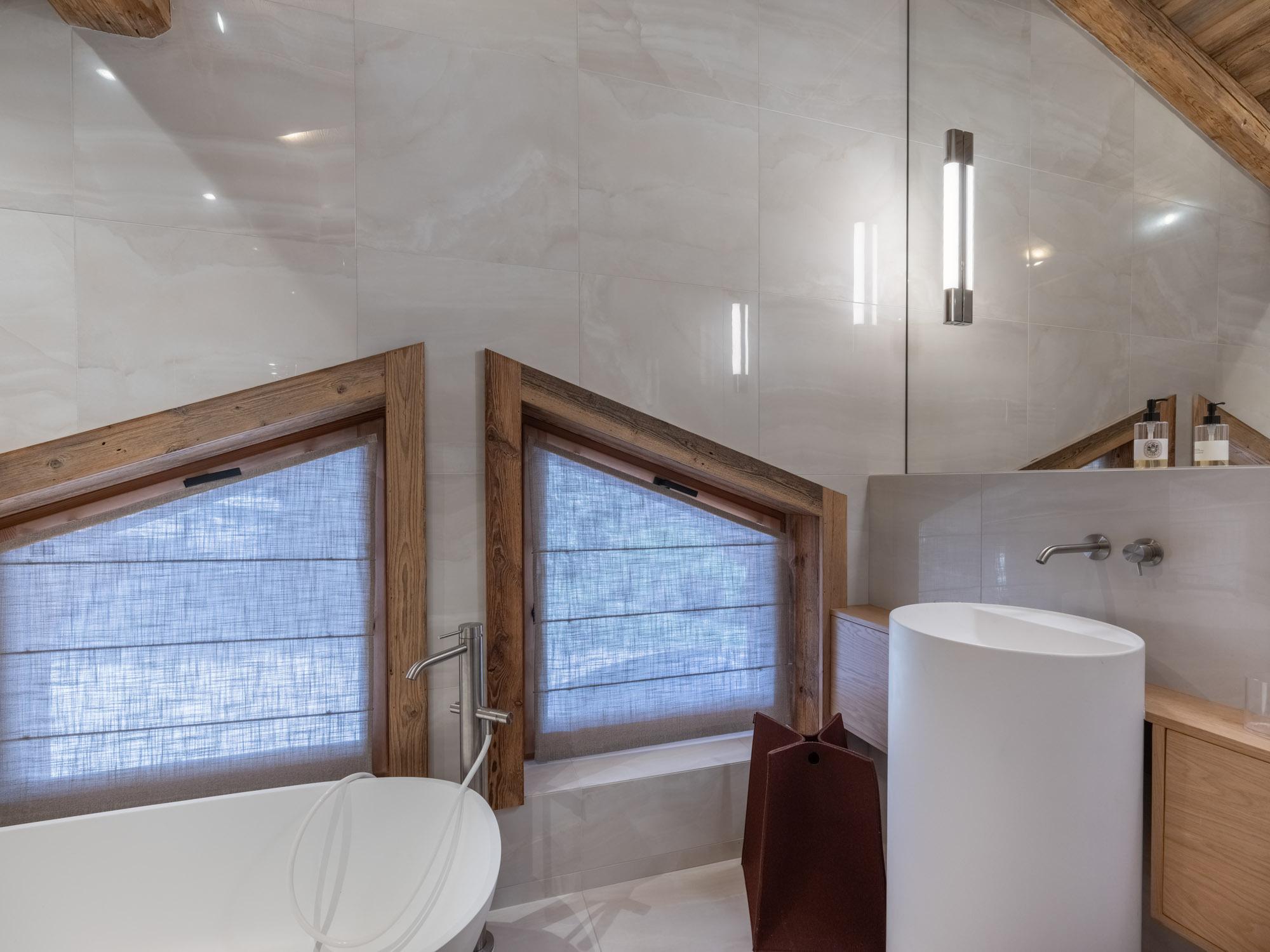 Chalet Le Thelevey Gallery Image 2
