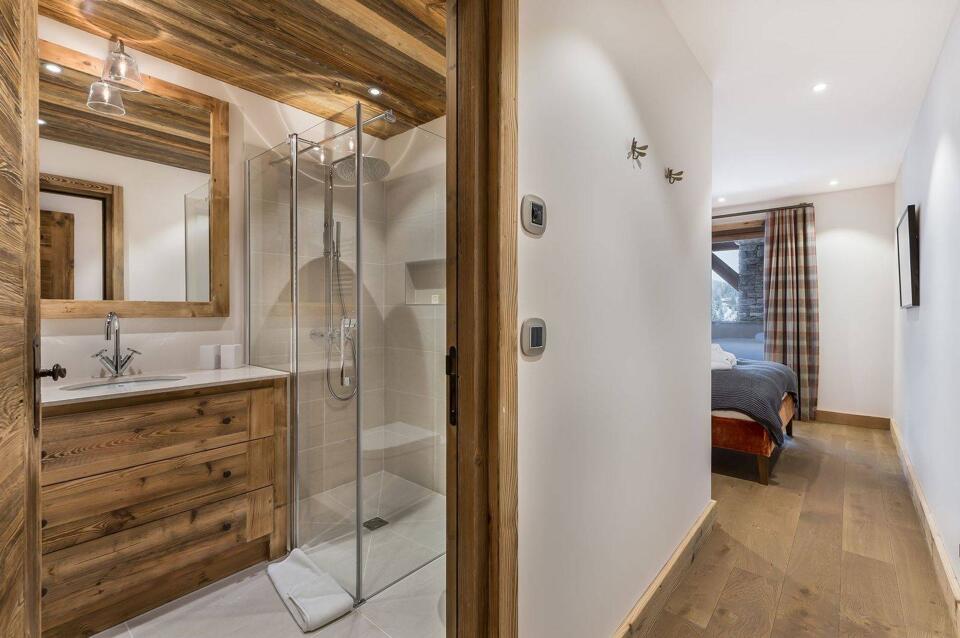 Chalet Libellule Gallery Image 1