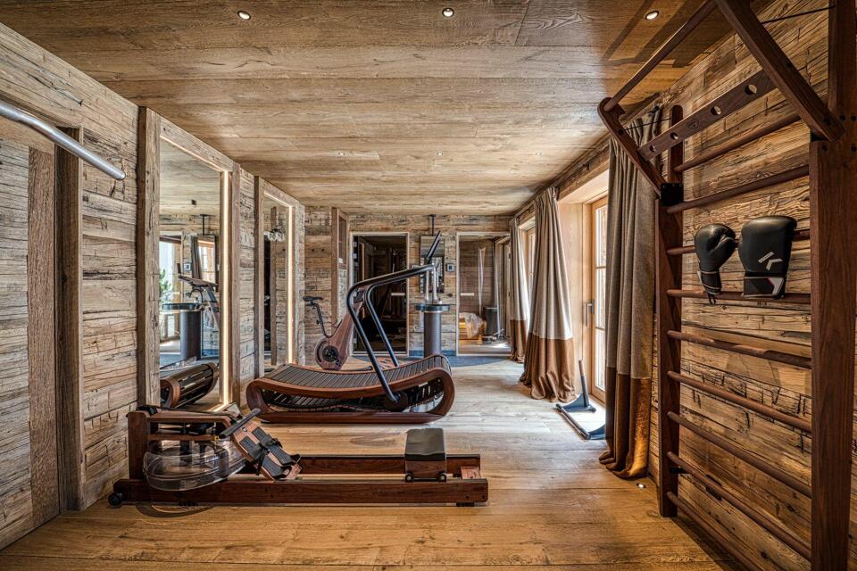 Chalet Markhor Gallery Image 1