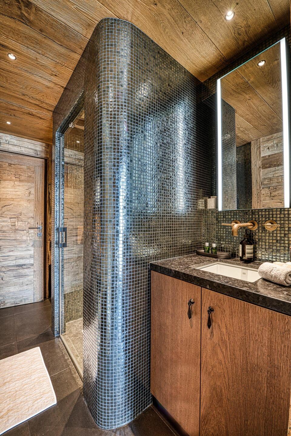 Chalet Markhor Gallery Image 6