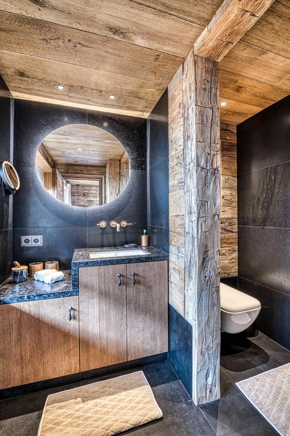 Chalet Markhor Gallery Image 1