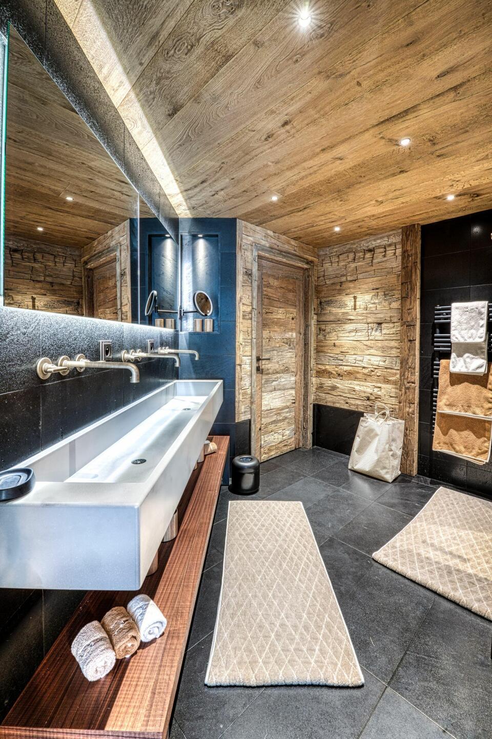 Chalet Markhor Gallery Image 3