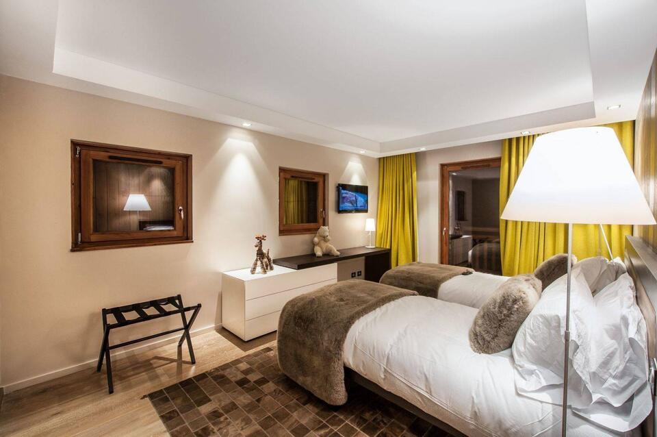 Chalet Overview Gallery Image 2