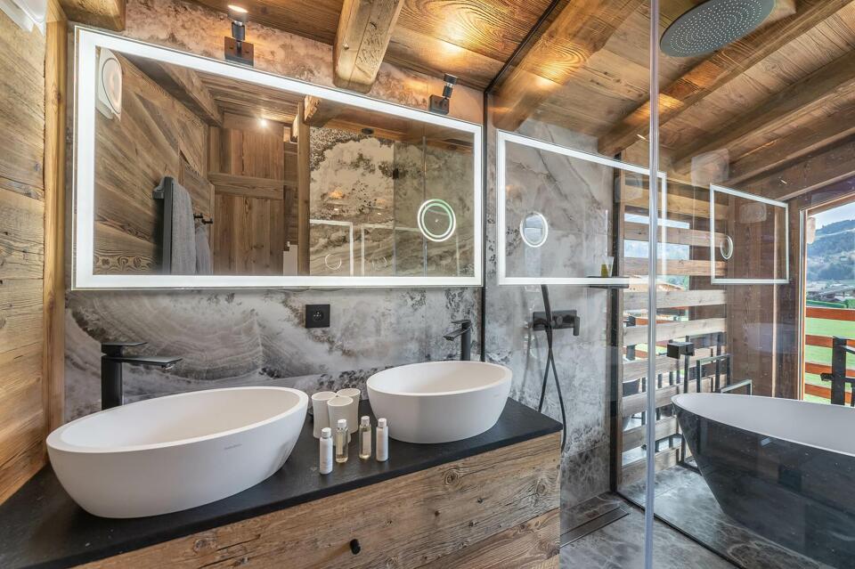 Chalet Paradis Gallery Image 2