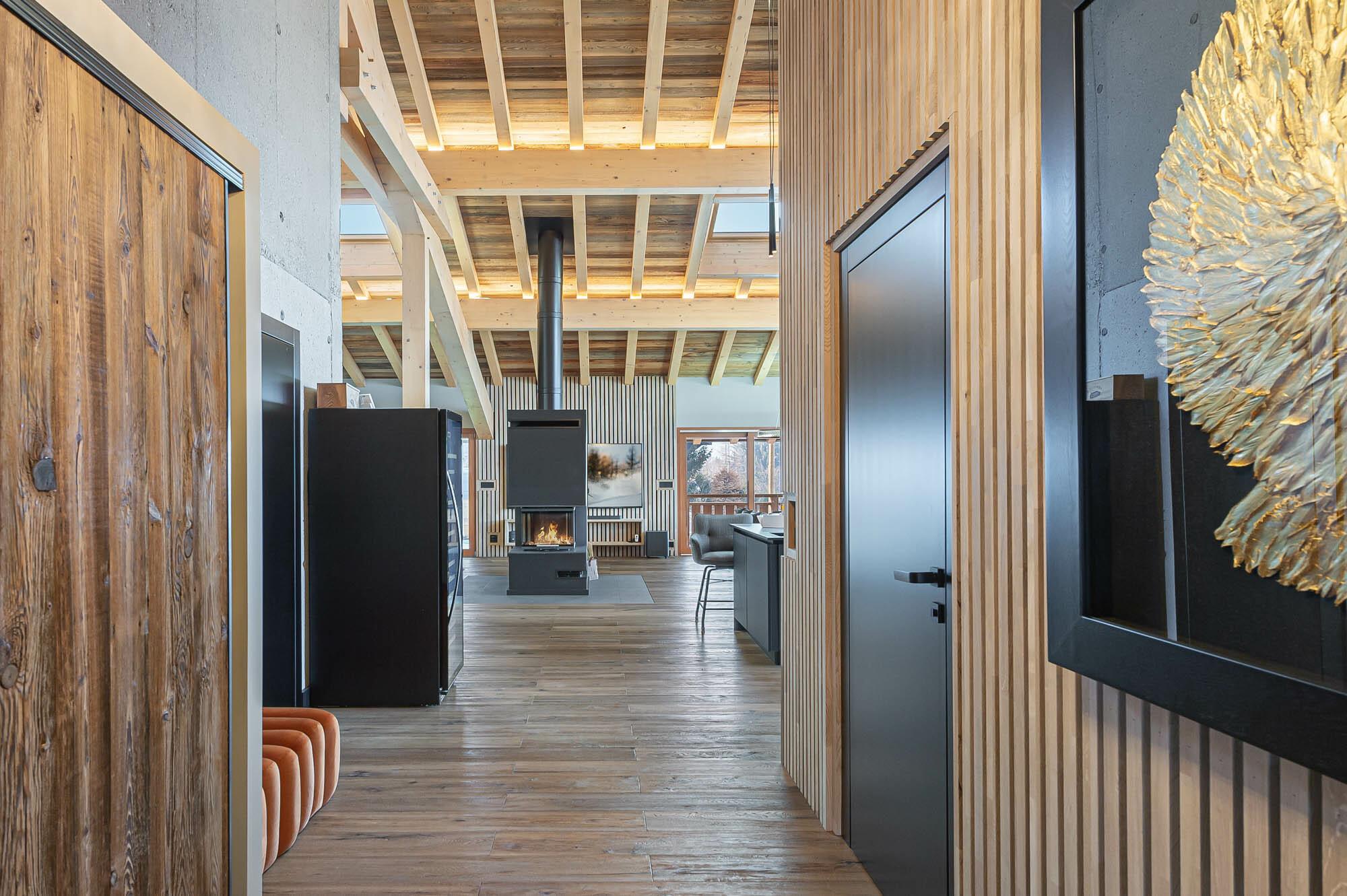 Chalet R Family Gallery Image 3