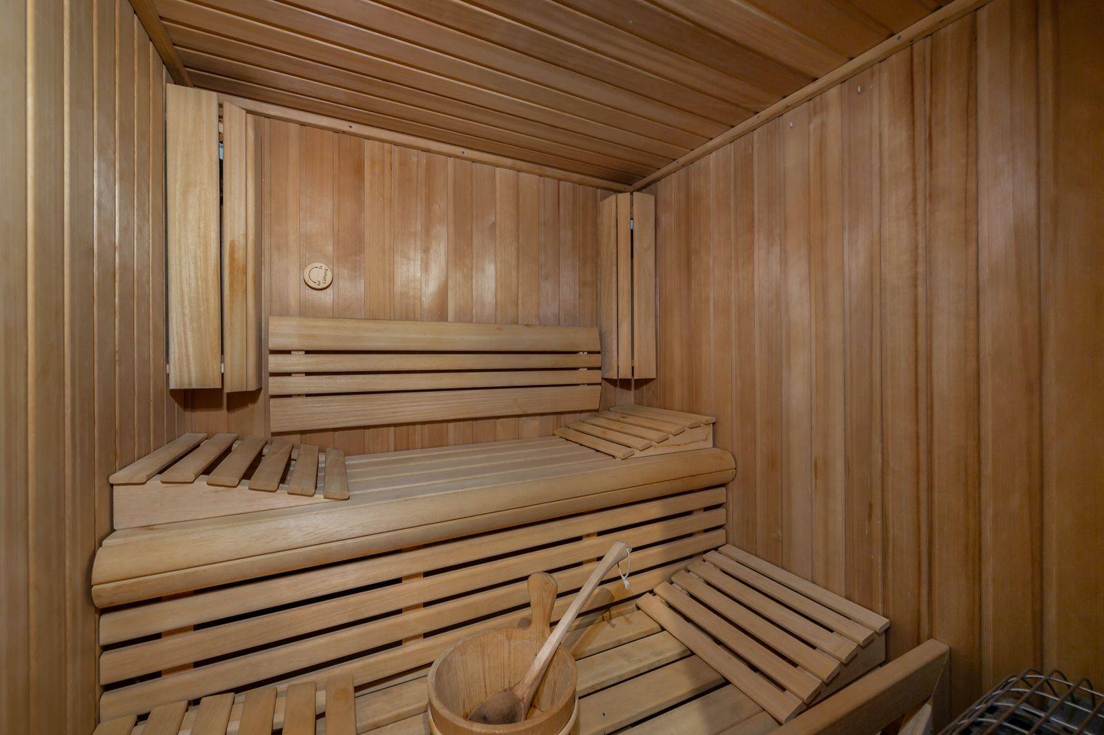 Chalet Reine des Pres Gallery Image 5