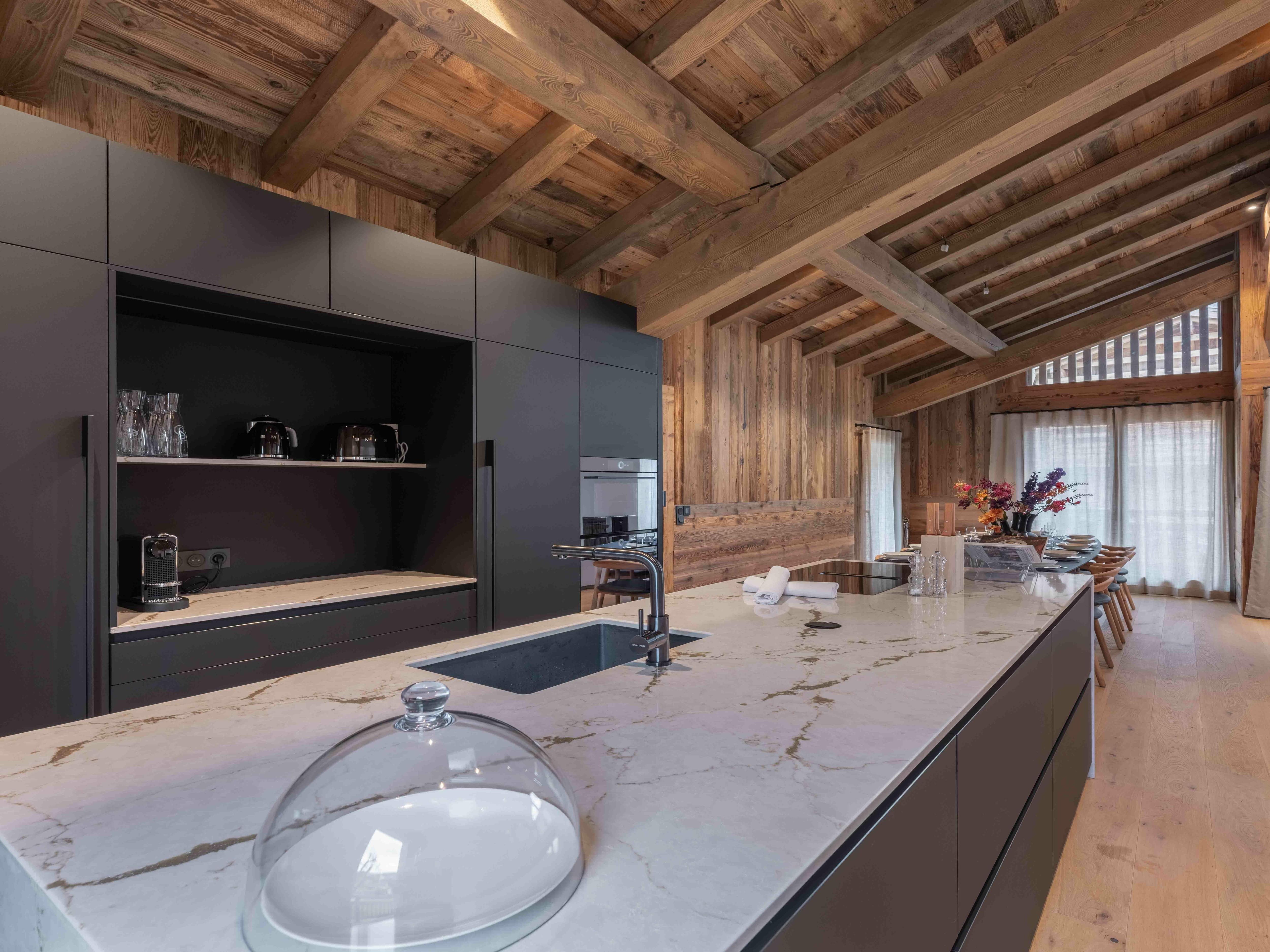 chalet-snow-image-10