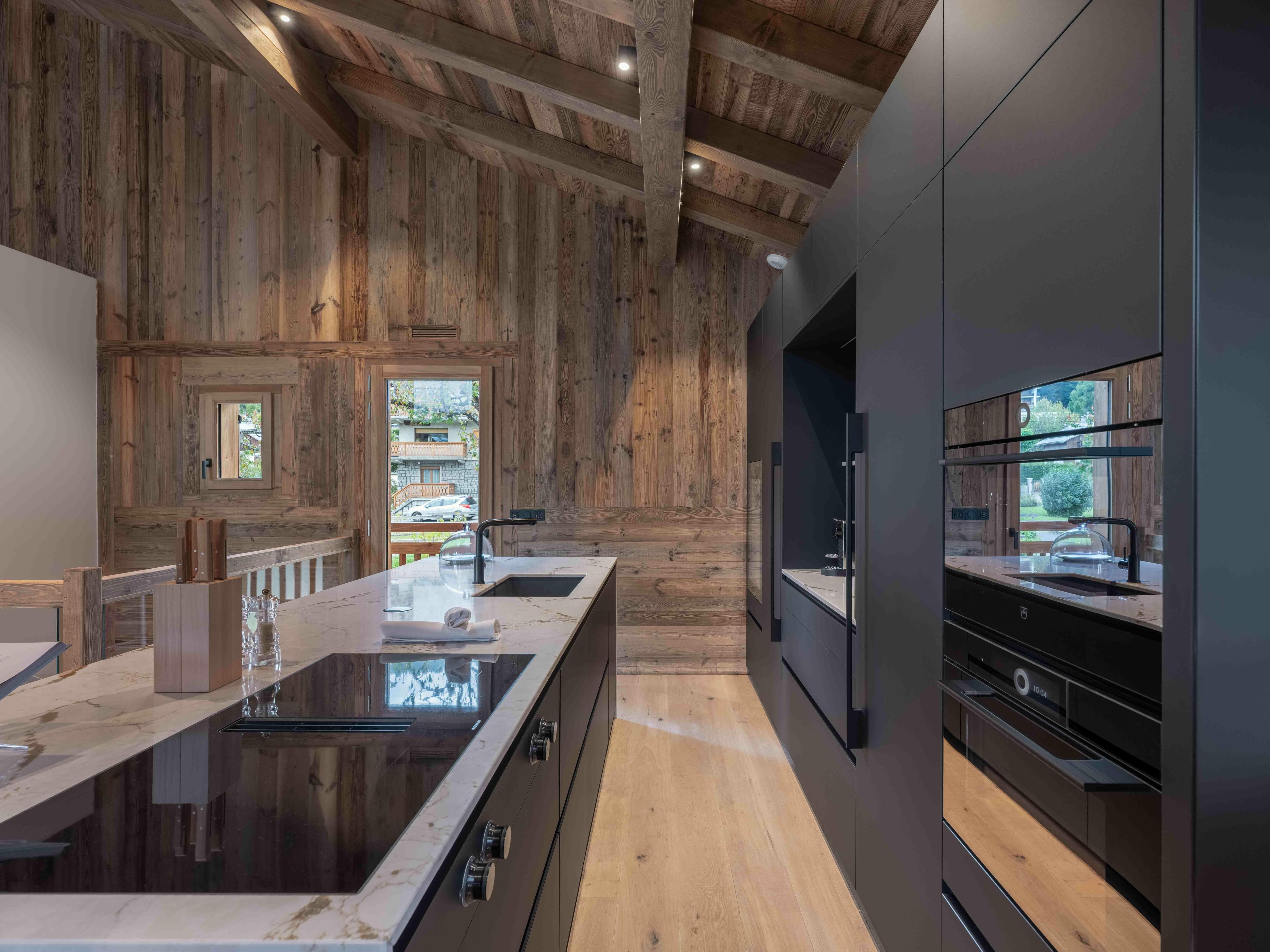 Chalet Snow Gallery Image 5