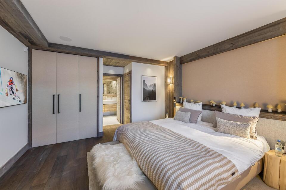 Chalet White Sand Gallery Image 4
