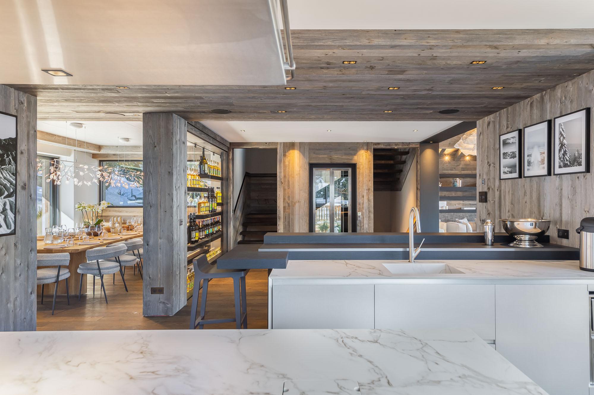 Chalet White Sand Gallery Image 4