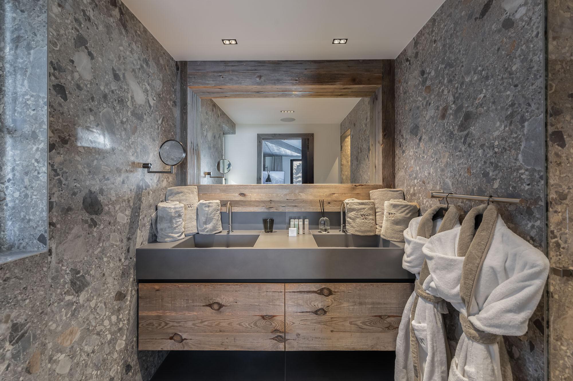 Chalet White Sand Gallery Image 5