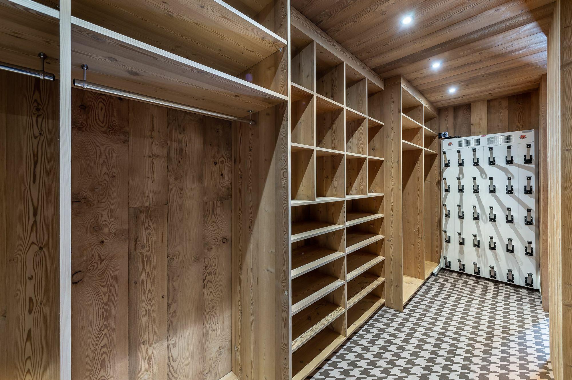 Chalet Whymper Gallery Image 1