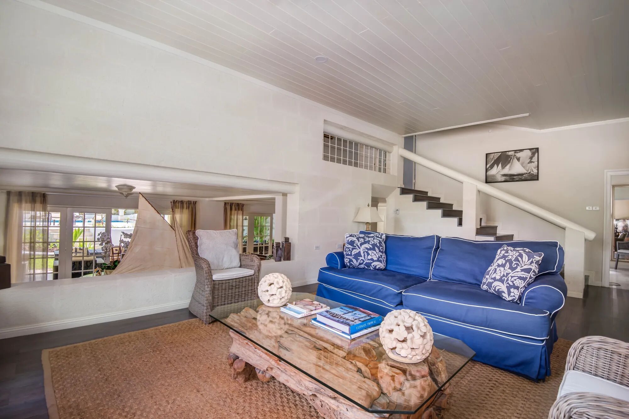 Capri Manor Gallary Image 2