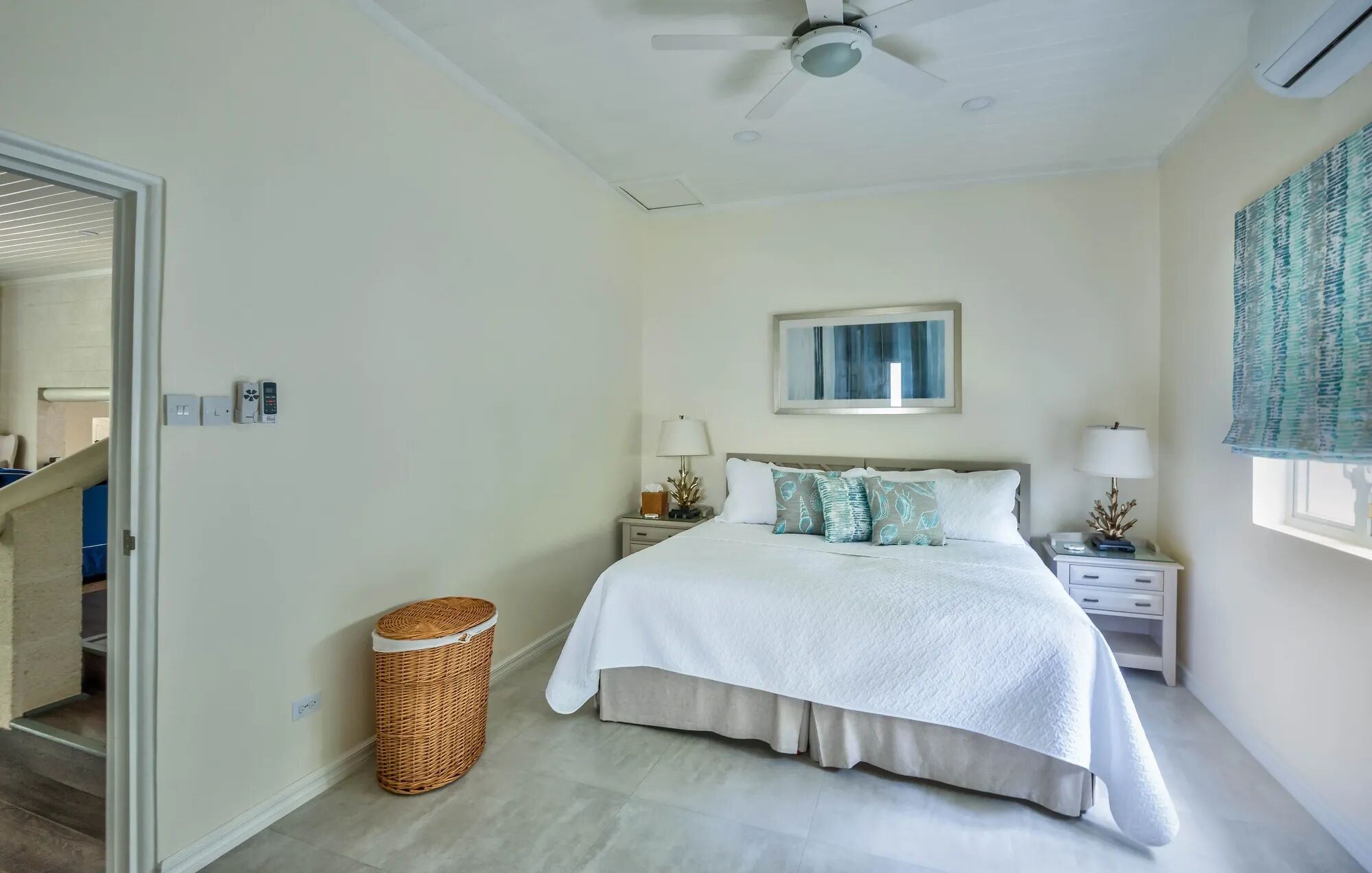 Capri Manor Gallary Image 2