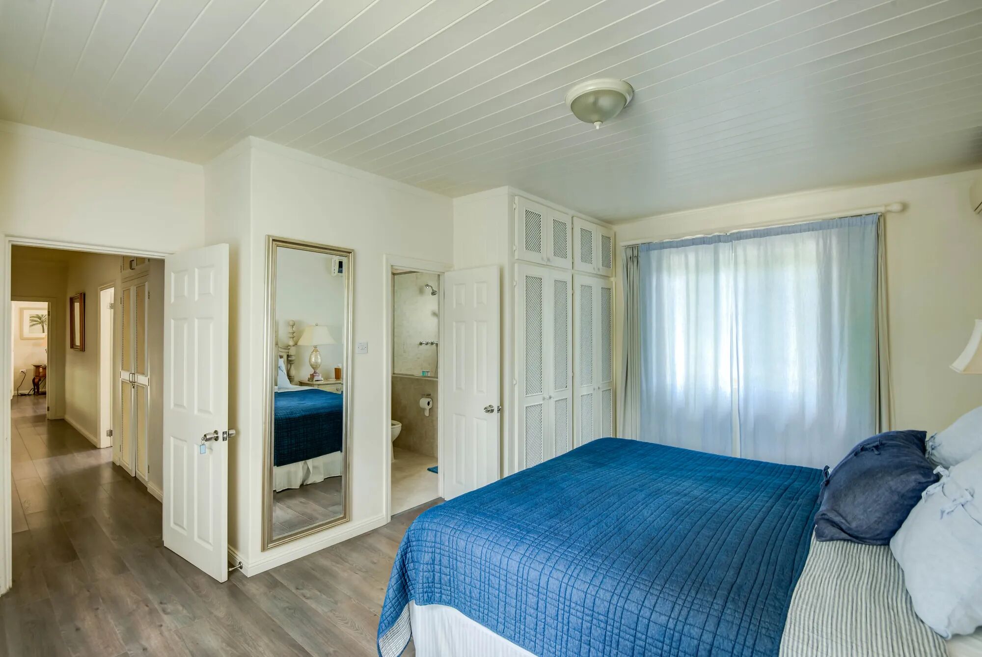 Capri Manor Gallary Image 4