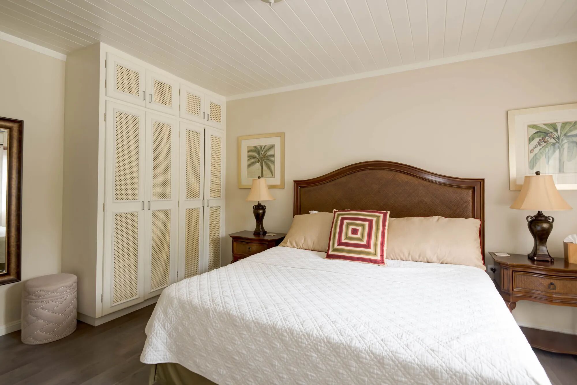 Capri Manor Gallary Image 6