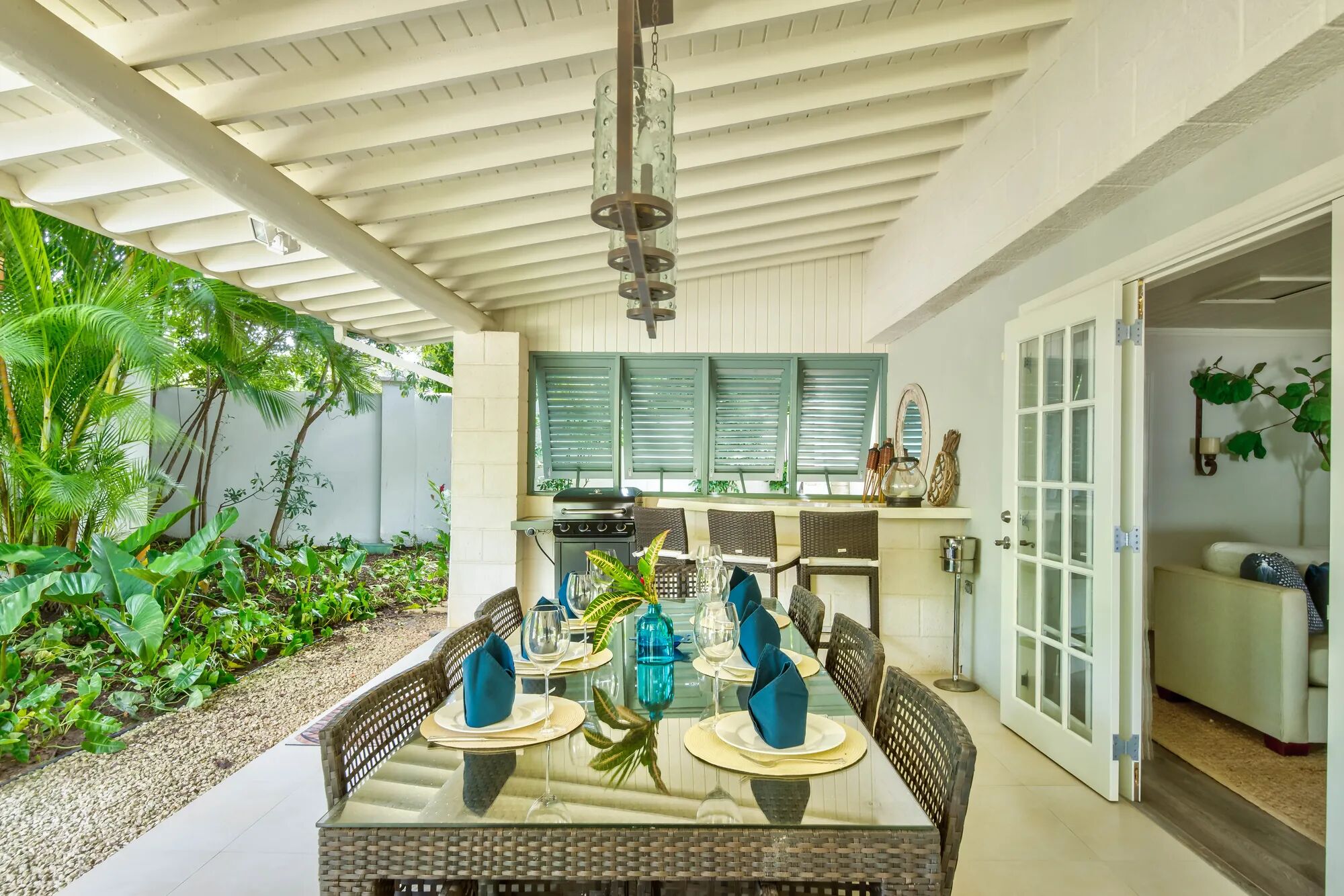 Capri Manor Gallary Image 1