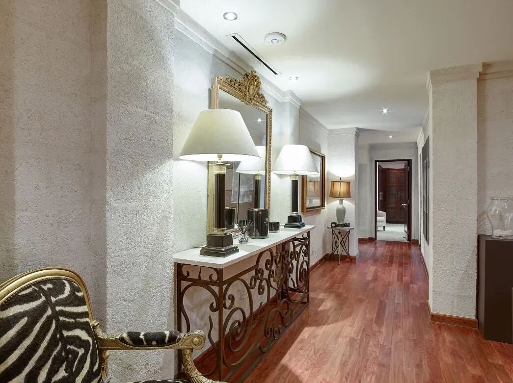 Smugglers Cove Penthouse Gallary Image 6