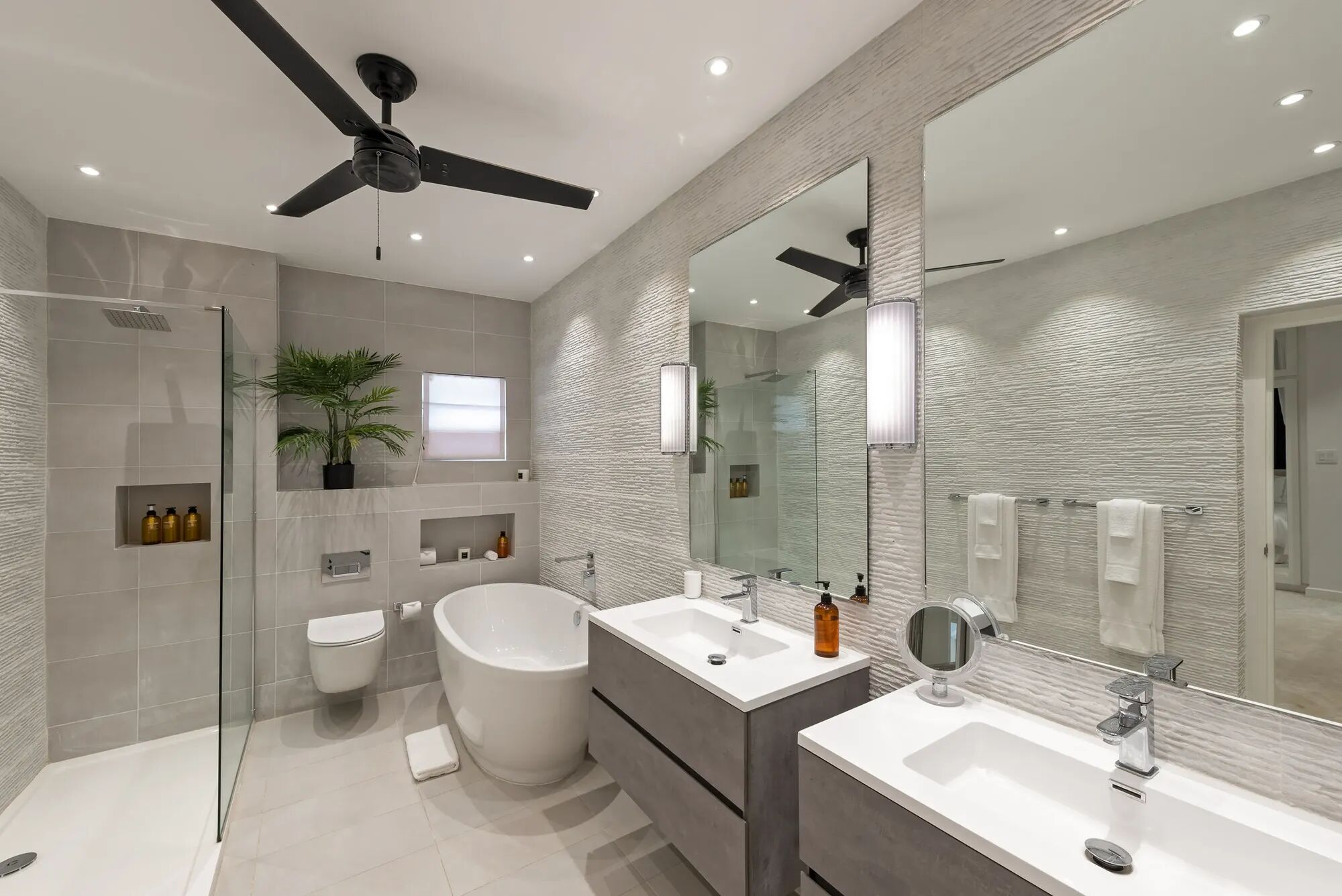 Solaris Beach House Gallary Image 2