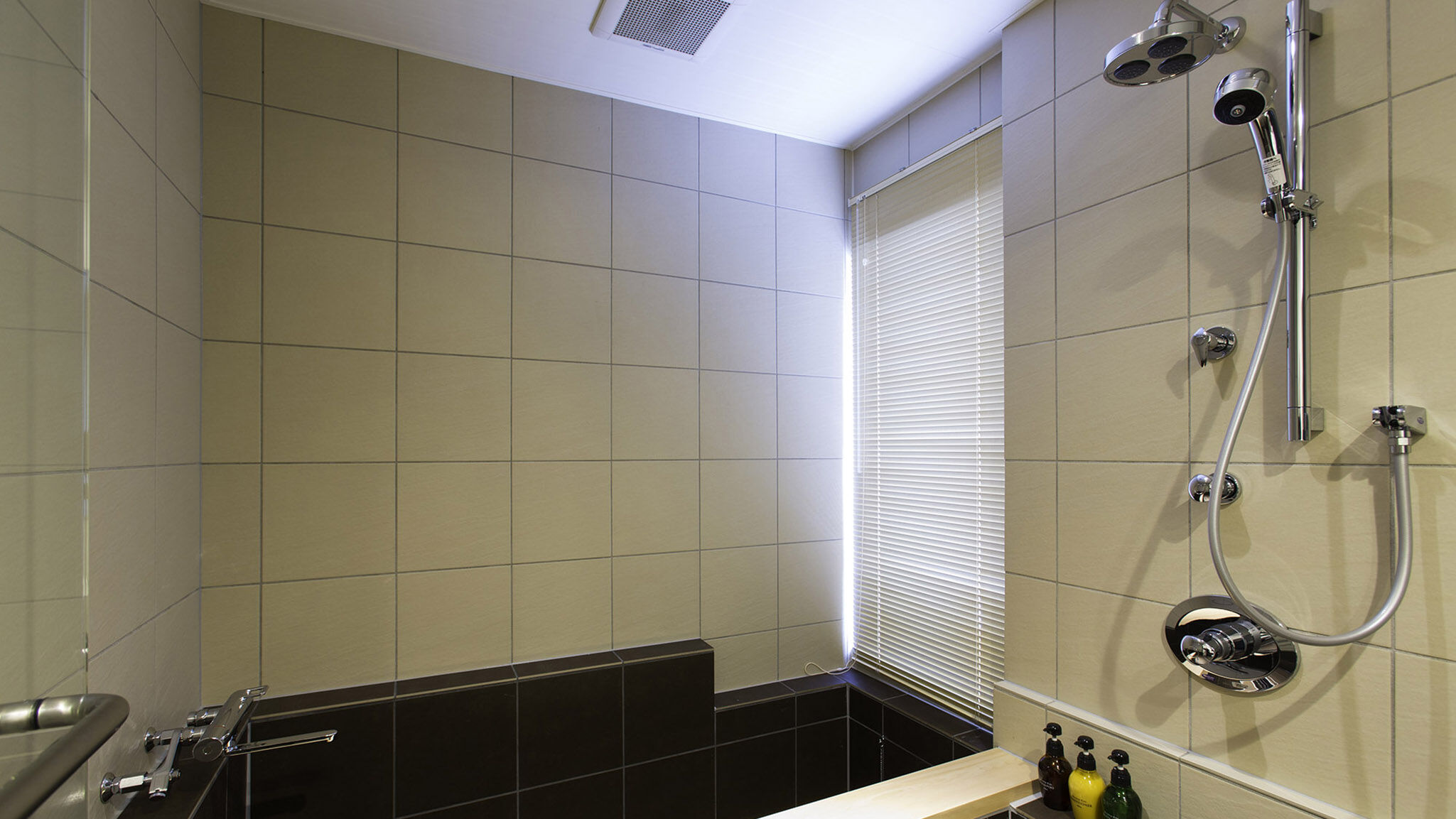 Mizunara Gallary Image 5