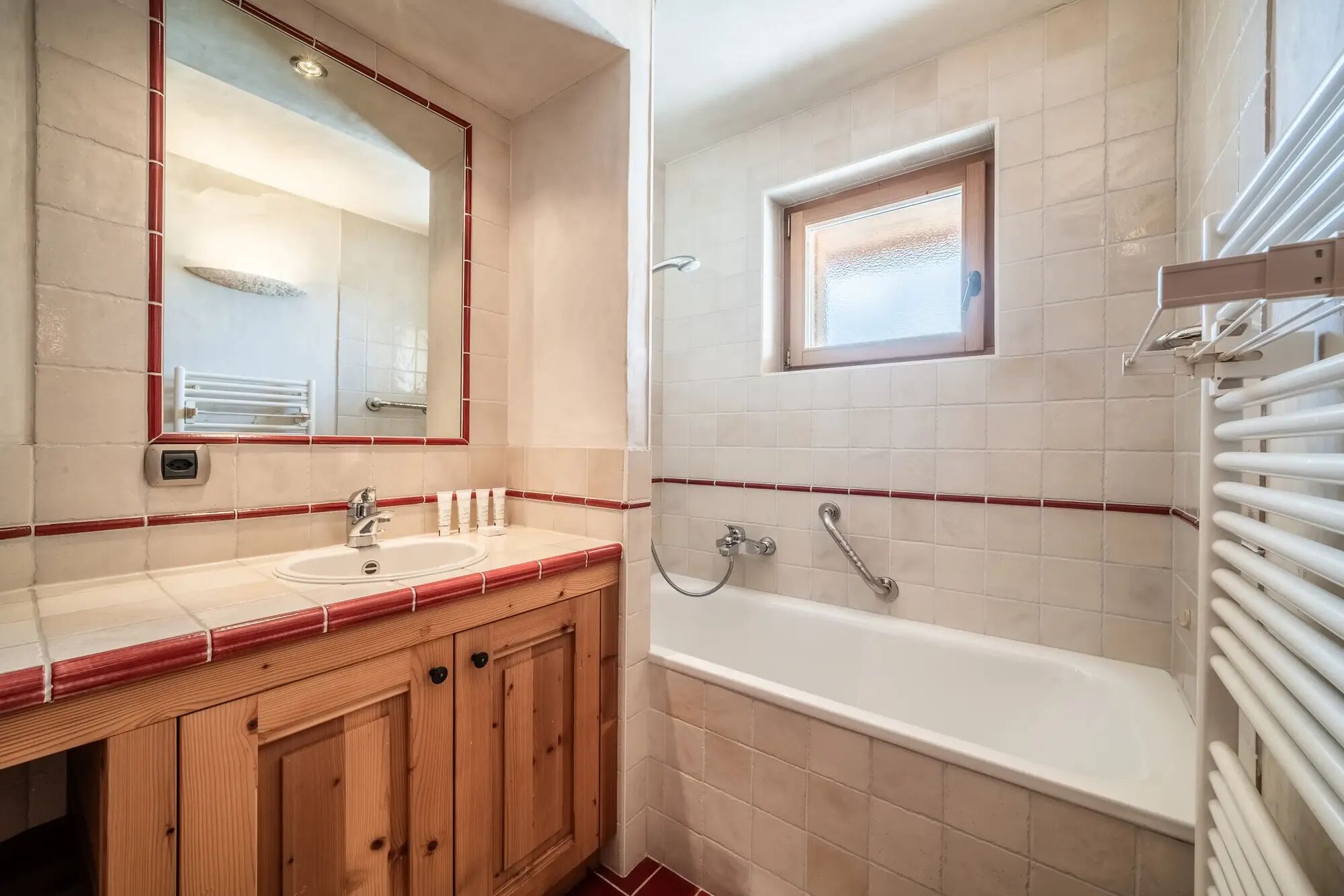 Apartment Capel Gallary Image 3