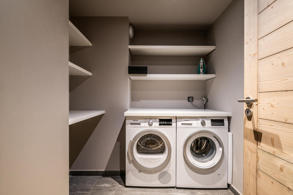Apartment Merbau Gallery Image 1