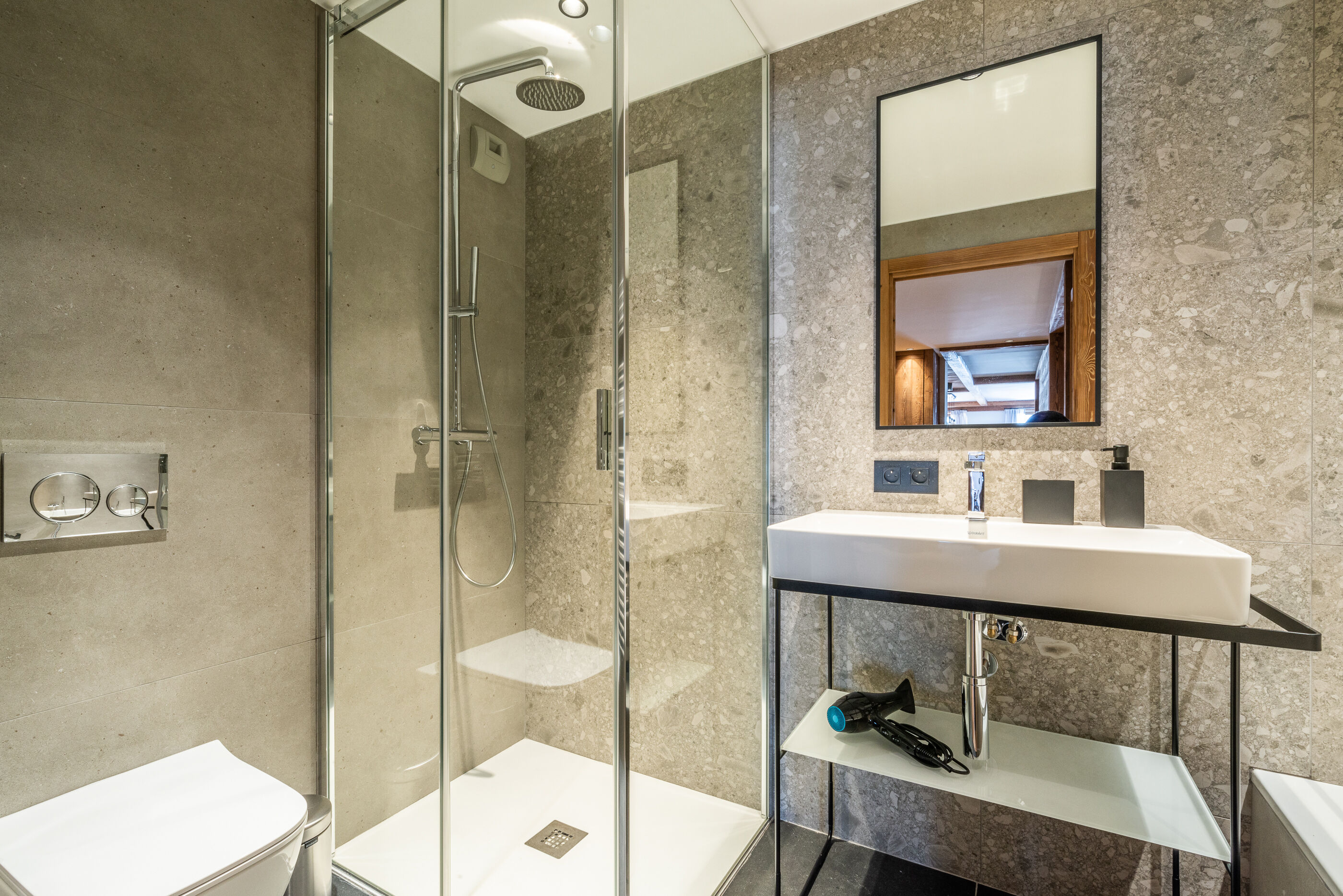 Apartment Ophite Gallary Image 1