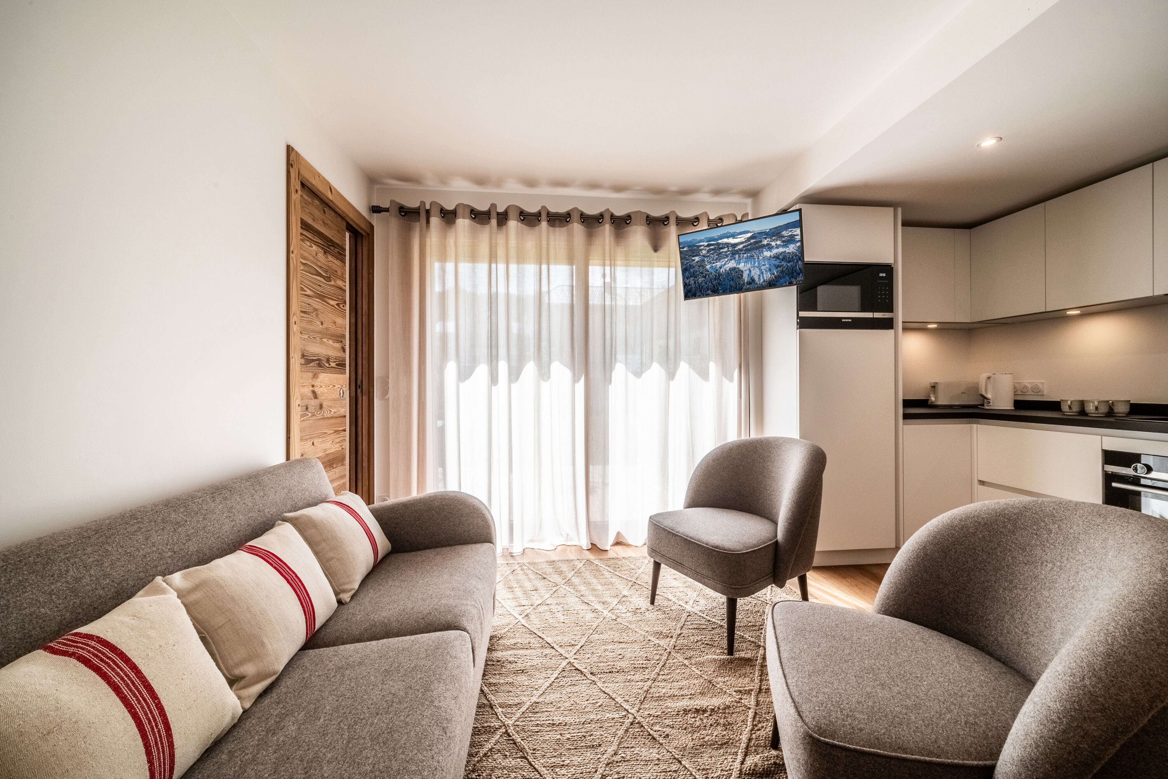 apartment-poppy-image-1