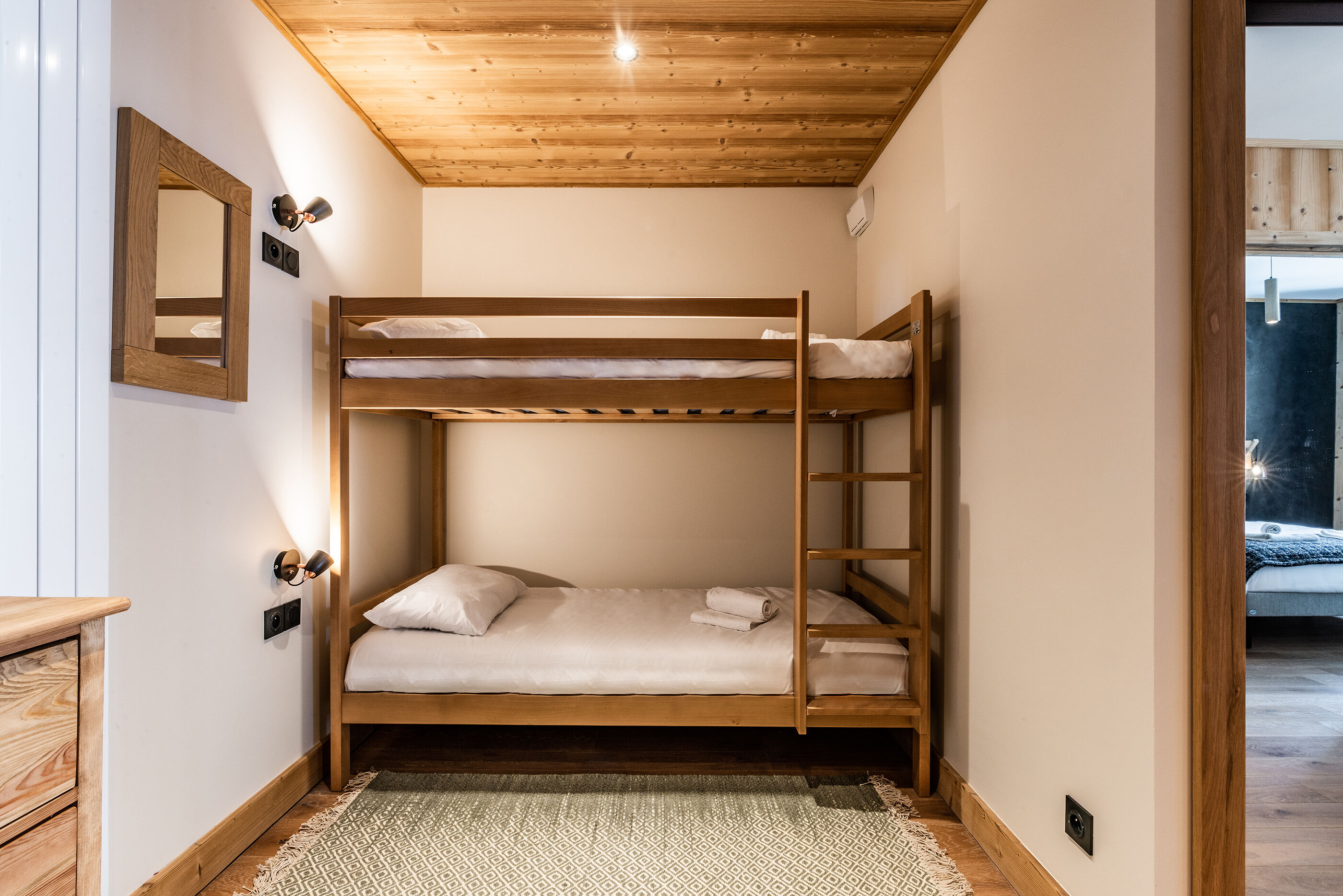 Apartment Thuja Gallary Image 4