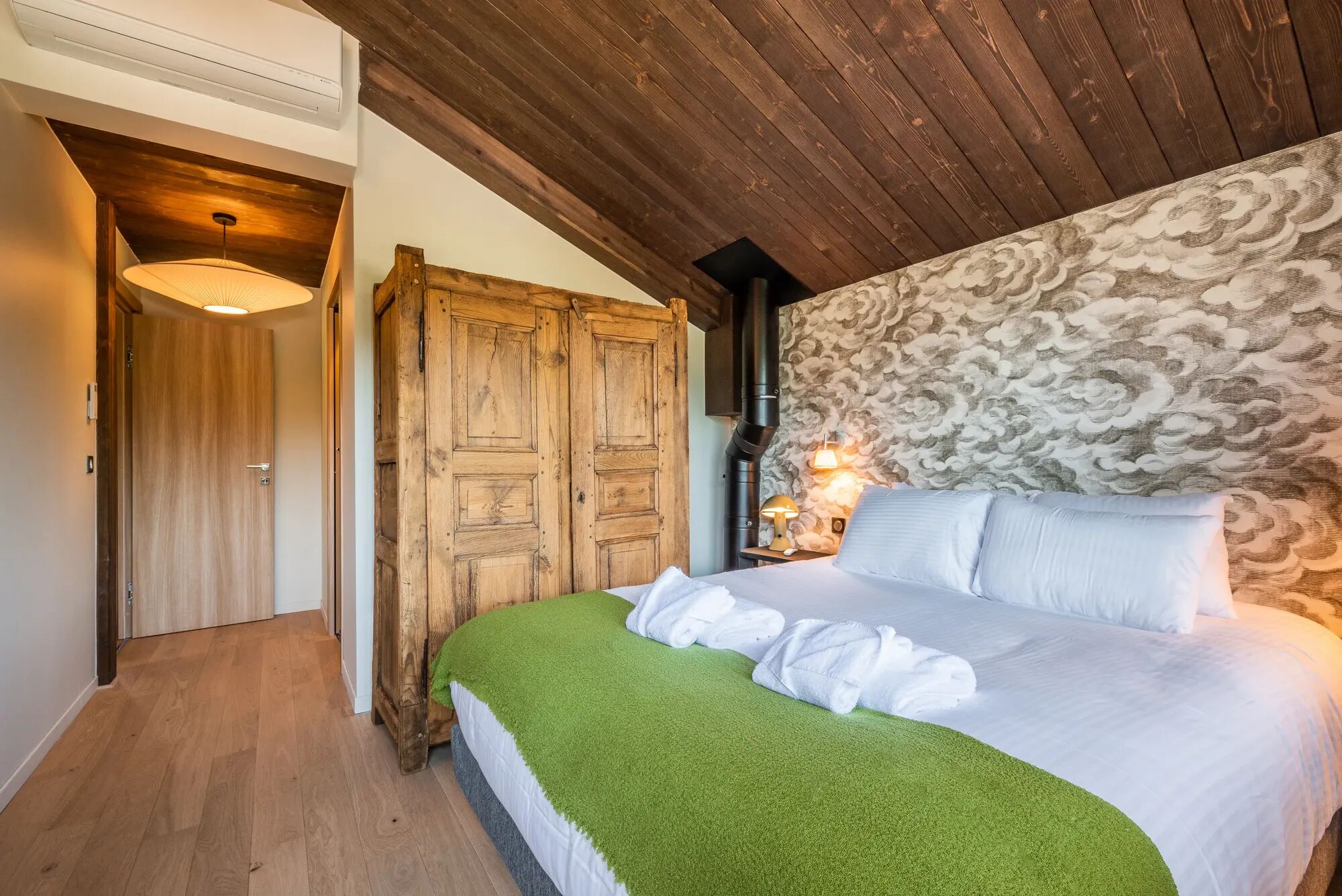 Chalet Cipolin Gallary Image 6