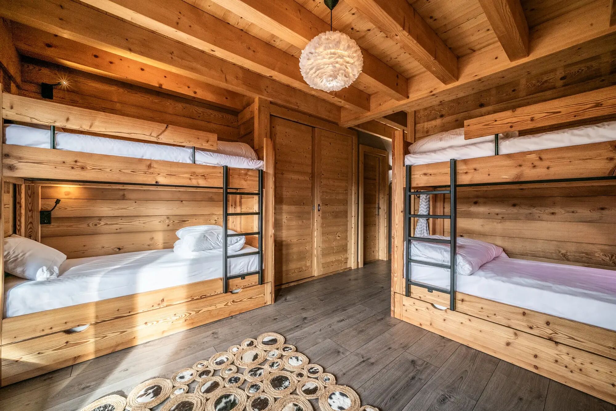 Chalet Heavenly Gallary Image 6