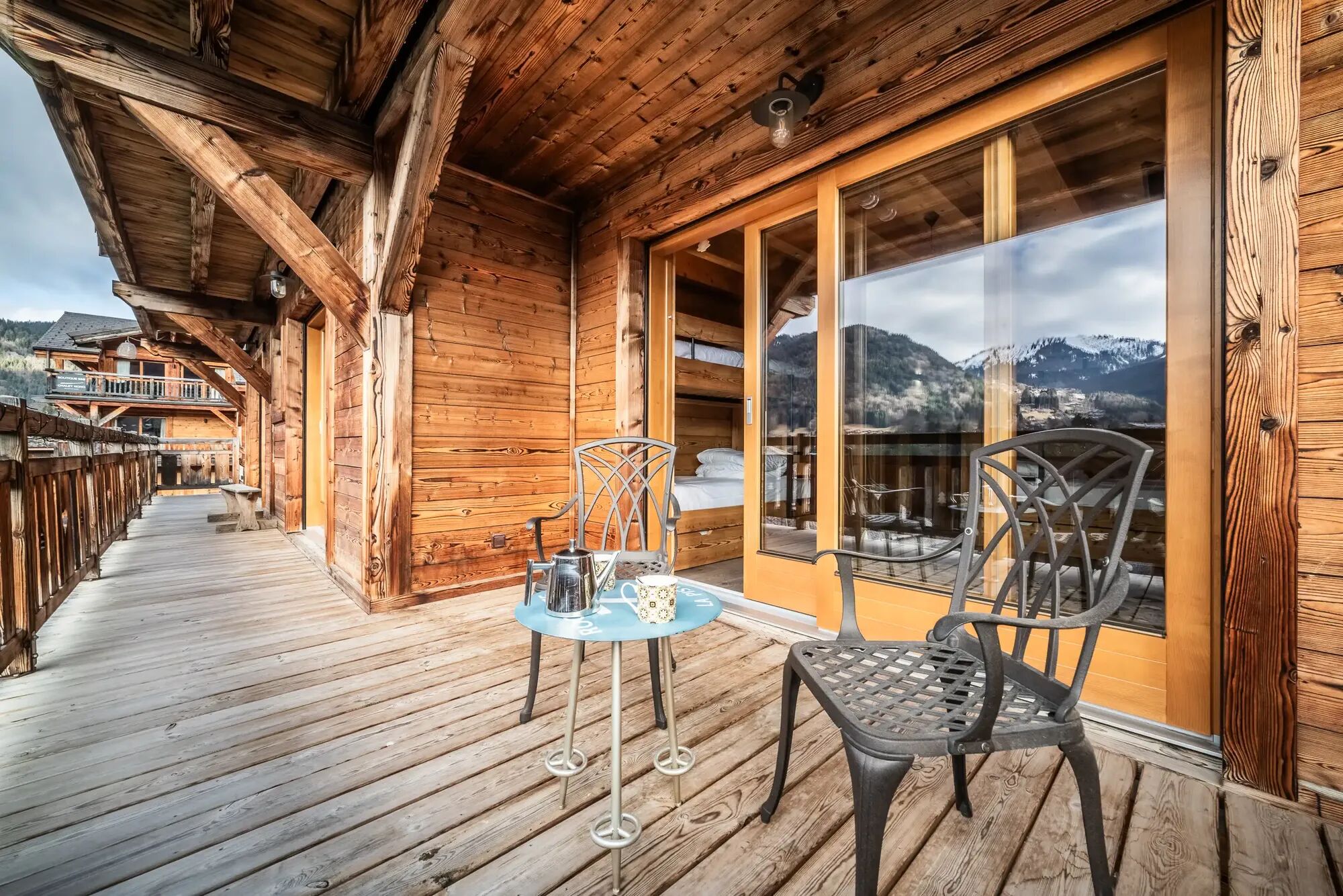 Chalet Heavenly Gallary Image 1