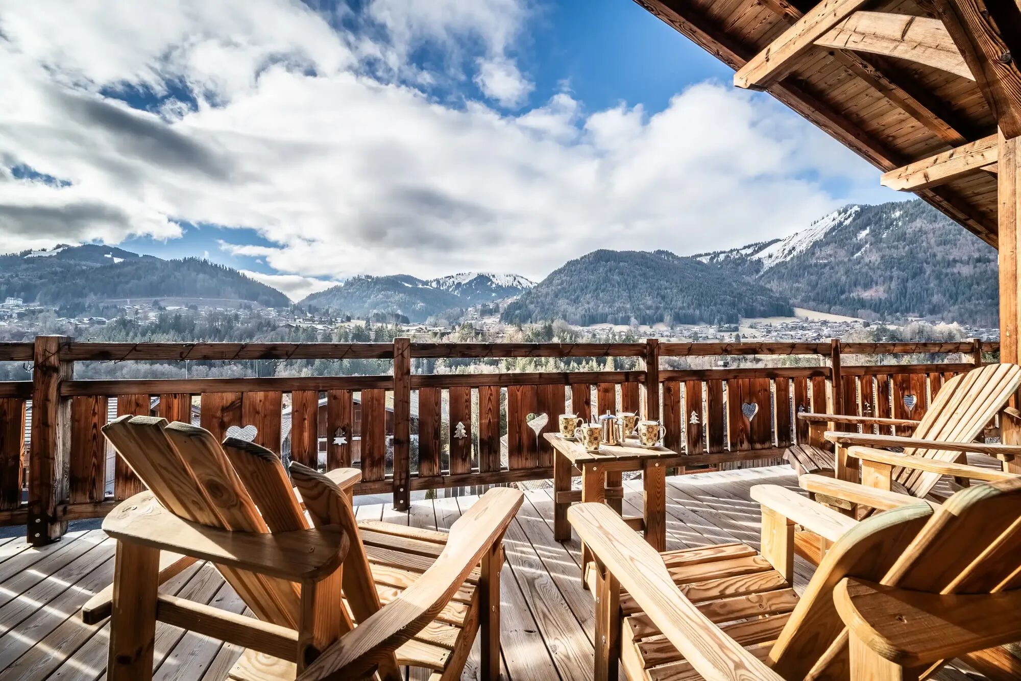 Chalet Heavenly Gallary Image 1