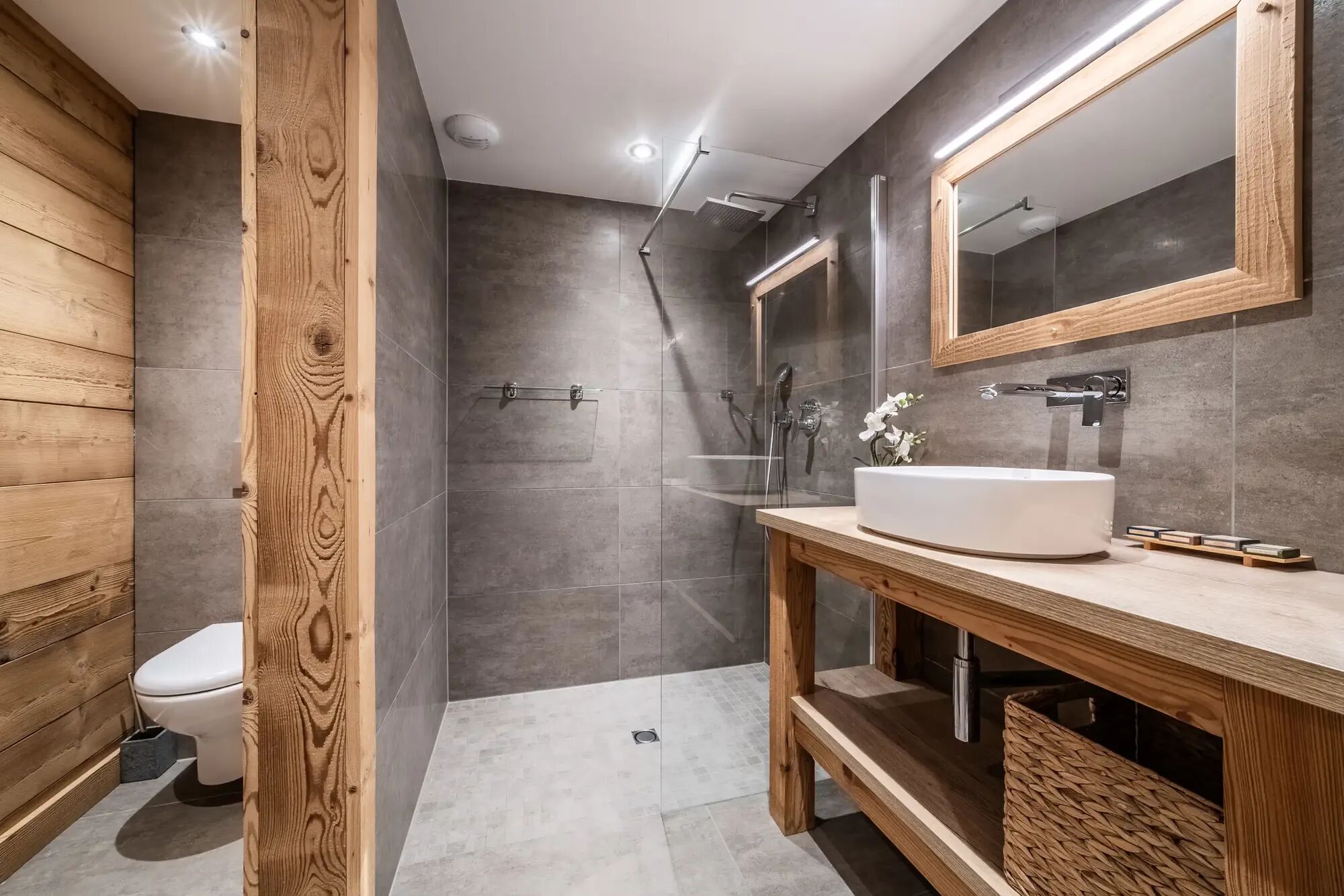 Chalet Heavenly Gallary Image 6