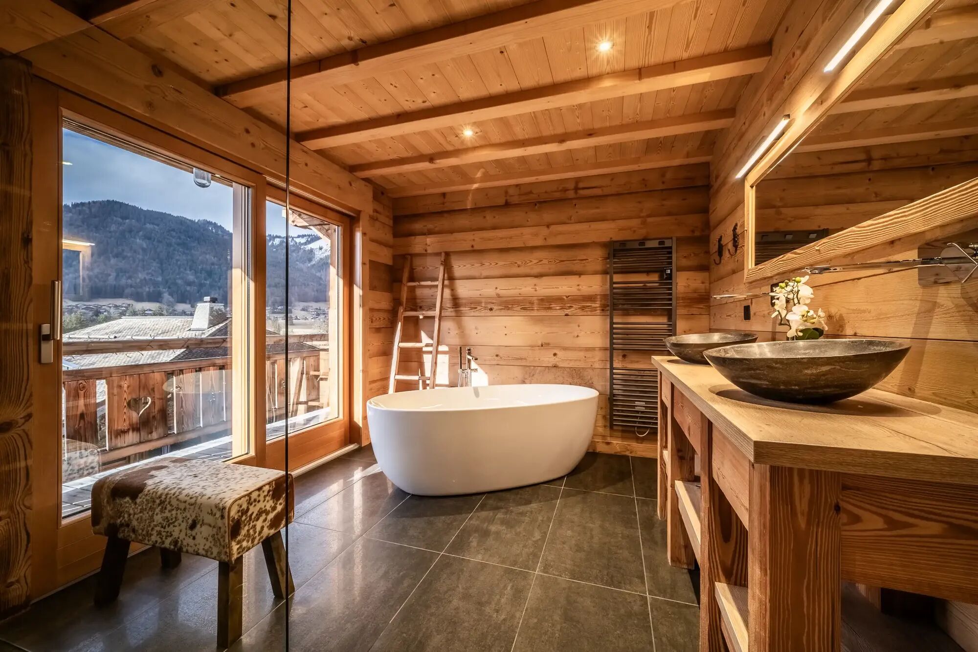 Chalet Heavenly Gallary Image 4