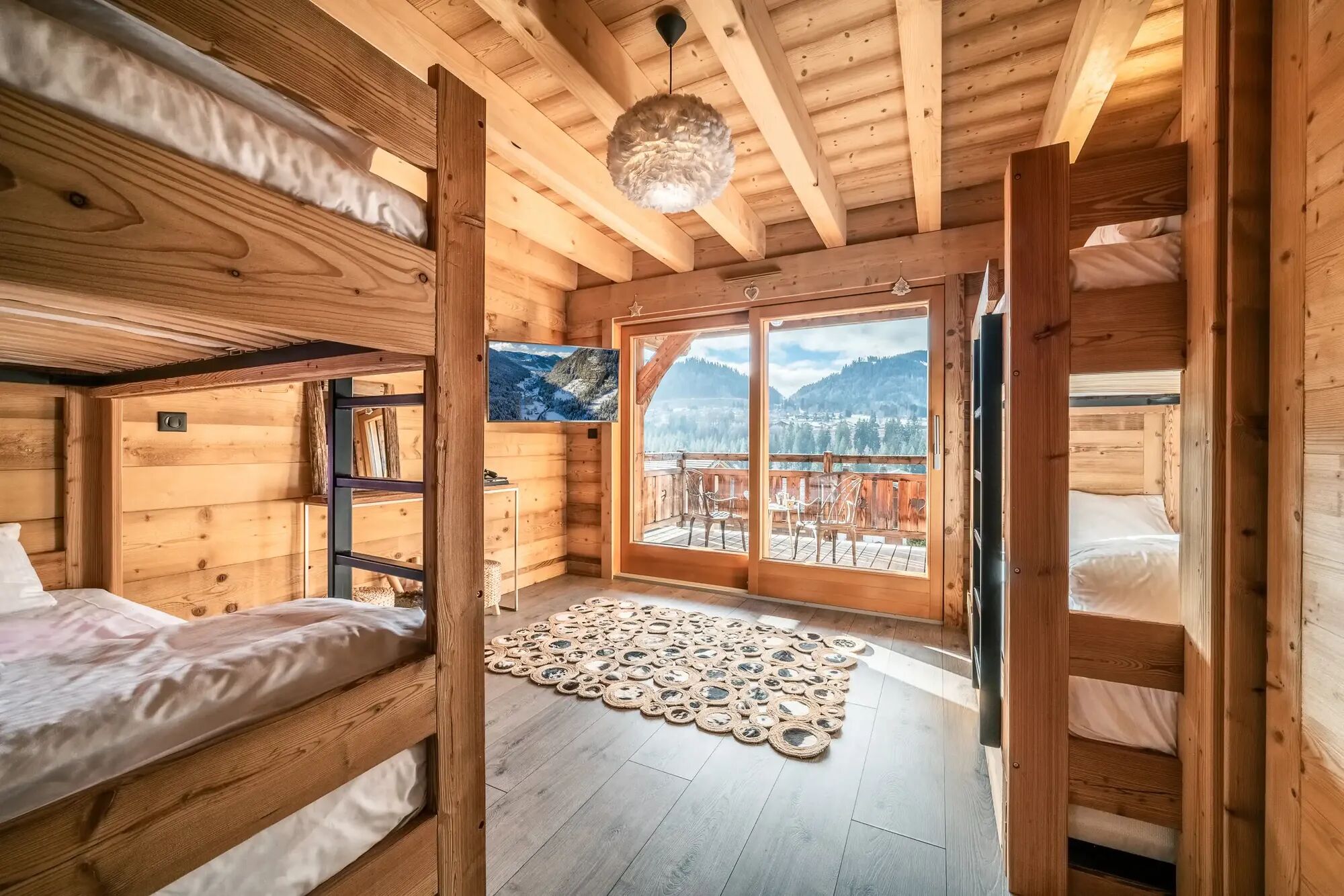 Chalet Heavenly Gallary Image 4