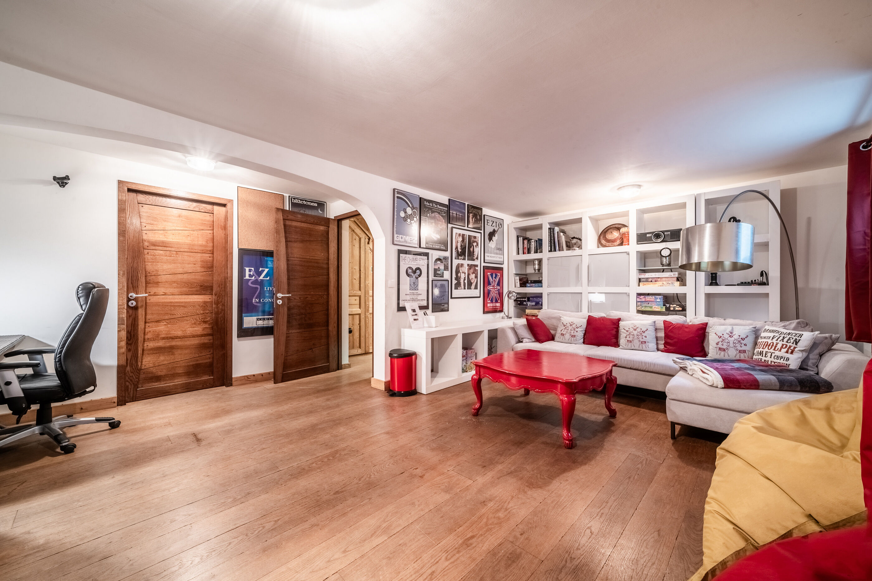 Chalet Ibex Gallary Image 1