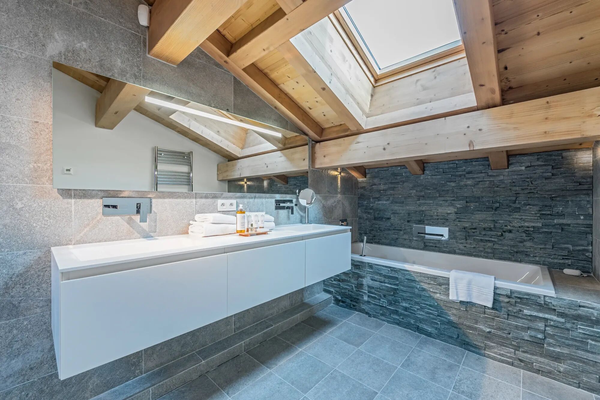 Chalet Omaroo Gallary Image 3