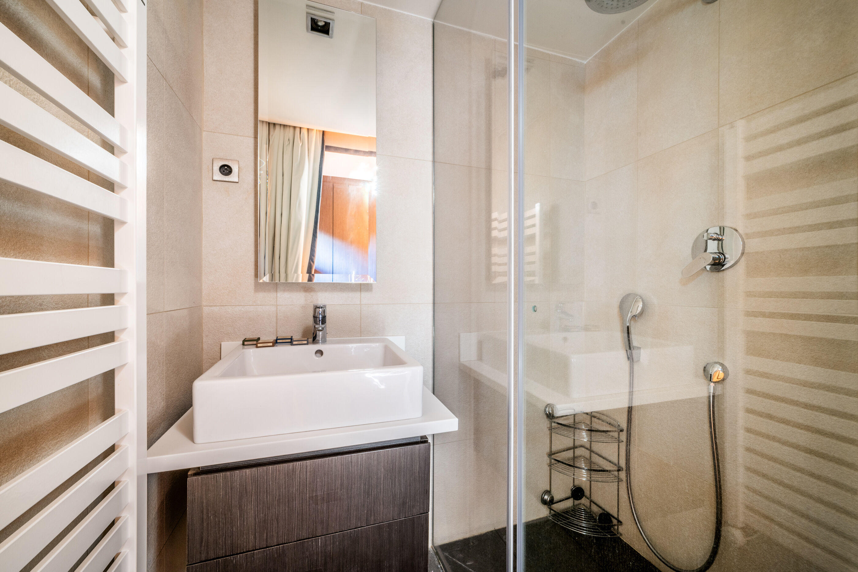 Chalet Purdey Gallary Image 4