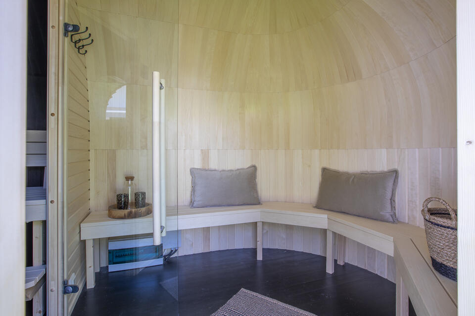 Chalet Soleil Blanc Gallery Image 6