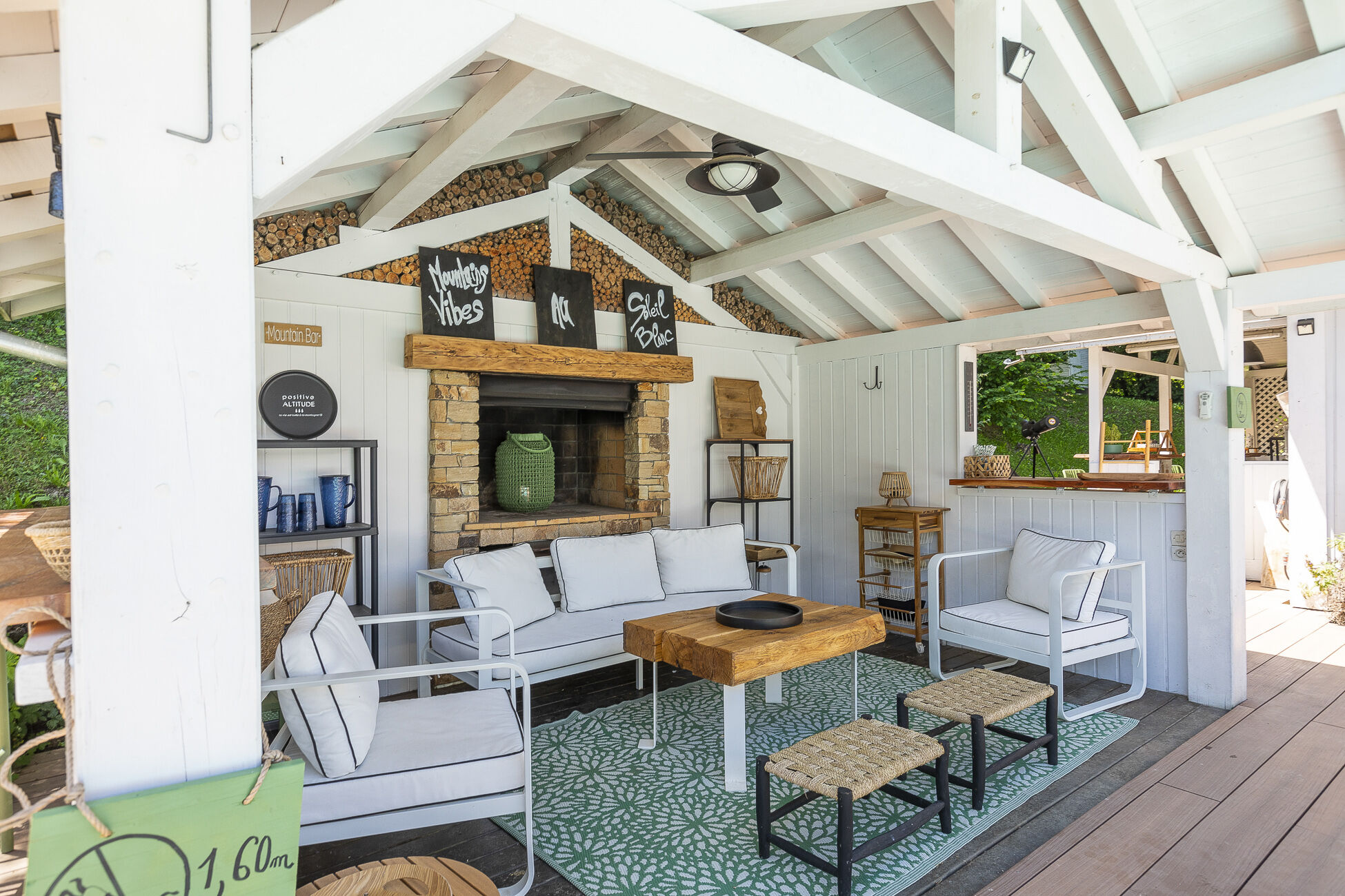 Chalet Soleil Blanc Gallary Image 6