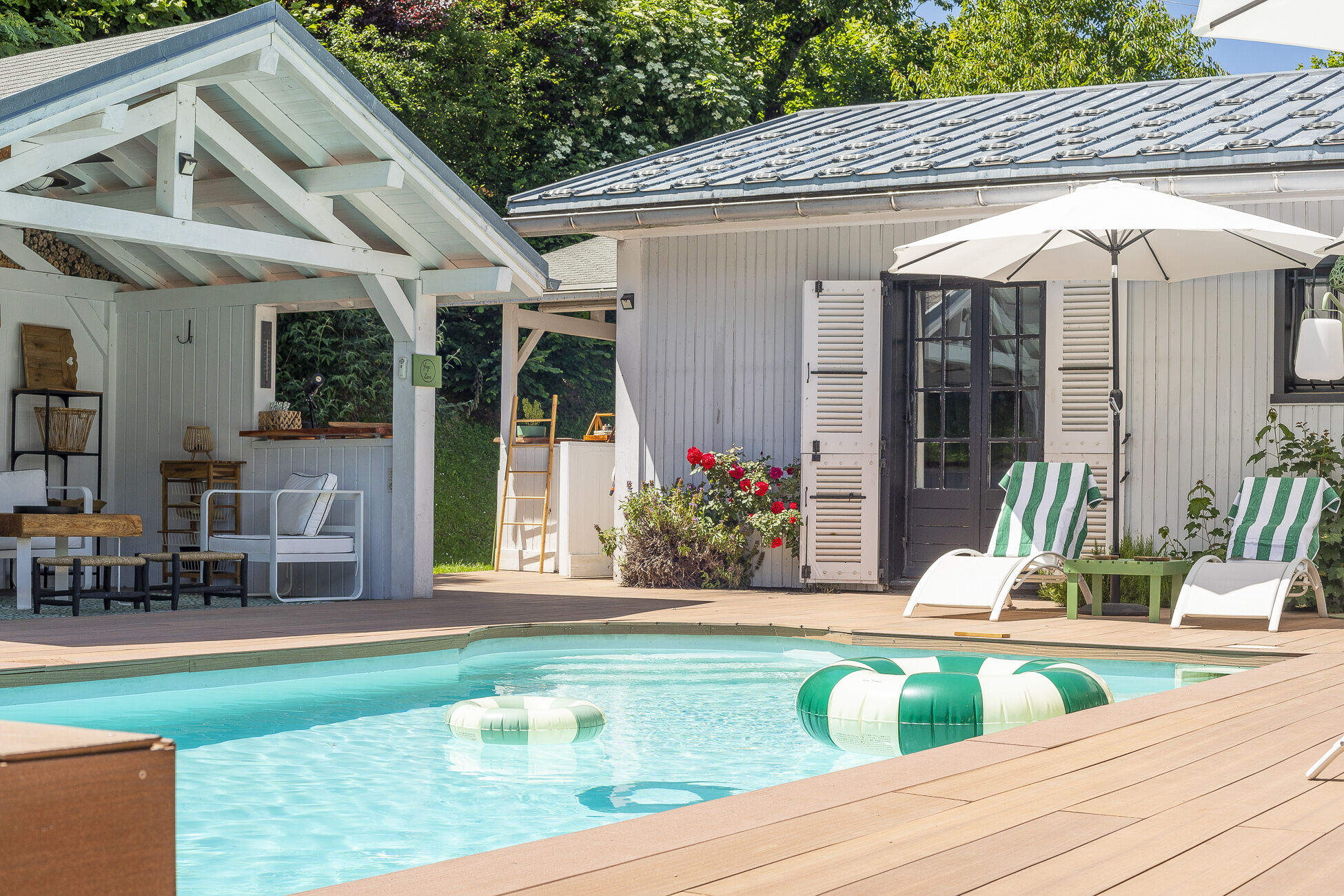 Chalet Soleil Blanc Gallary Image 3