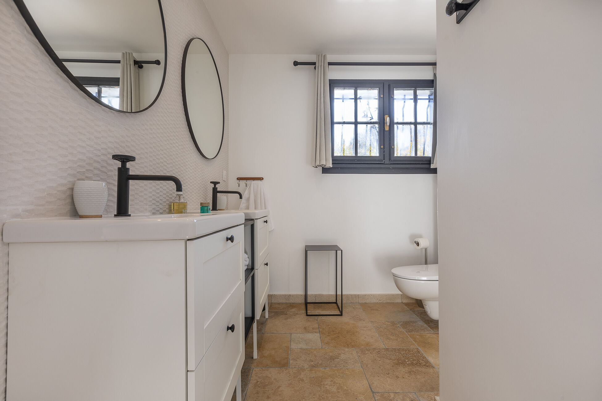 Chalet Soleil Blanc Gallary Image 2