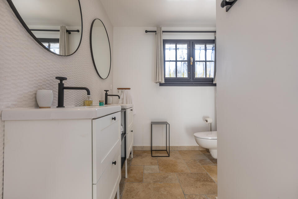 Chalet Soleil Blanc Gallery Image 2