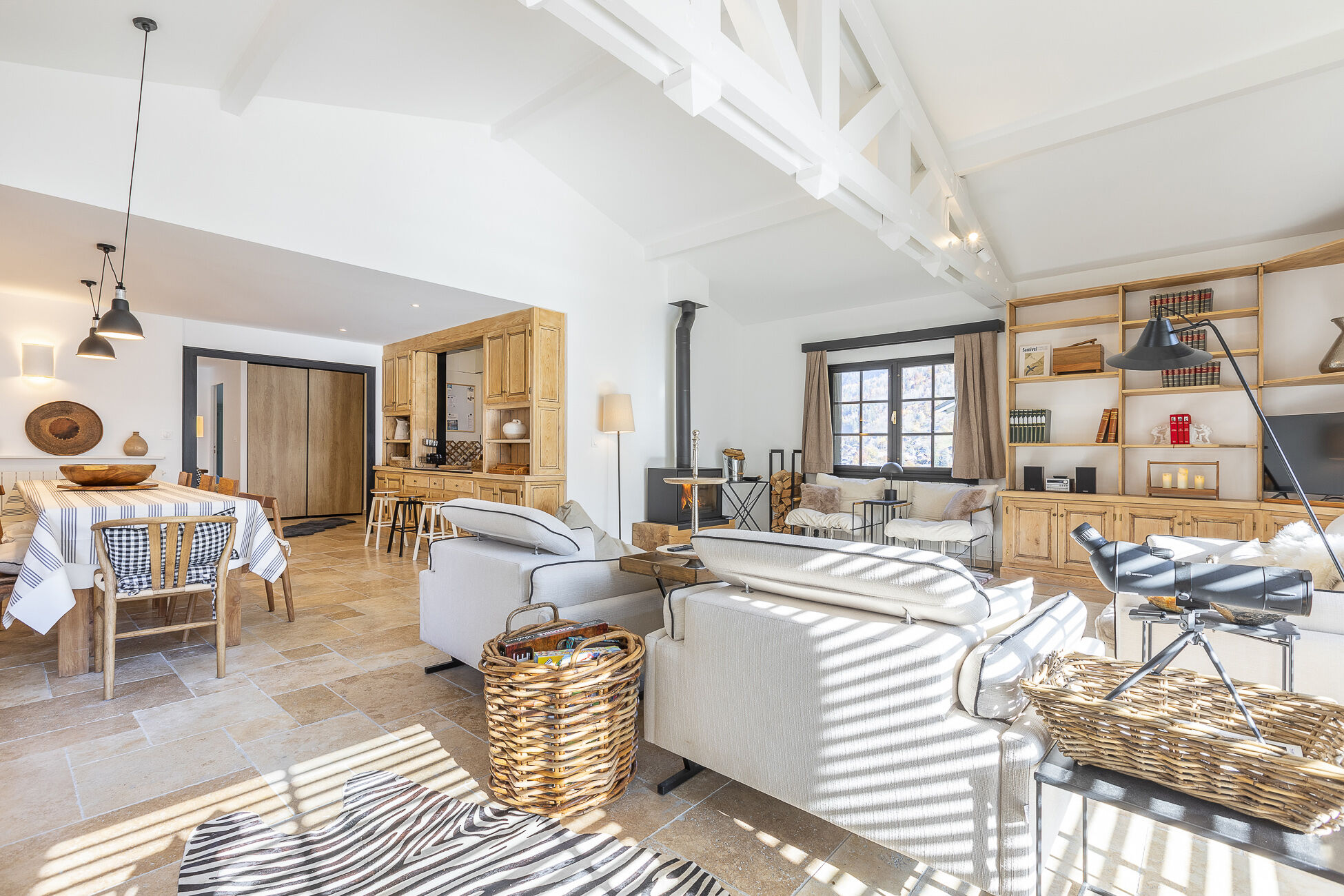 Chalet Soleil Blanc Gallary Image 4