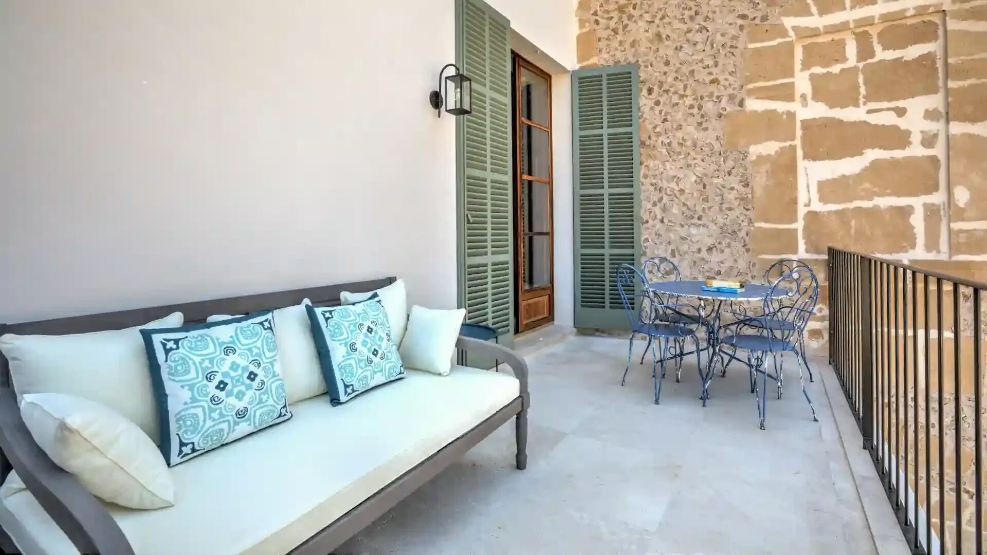 Residencia 24 Gallary Image 4