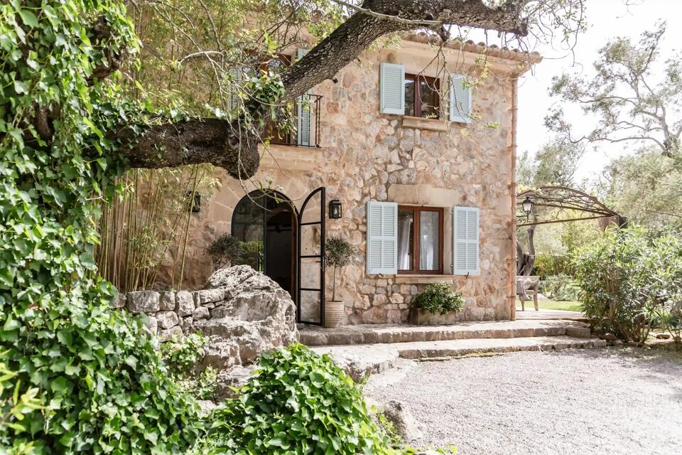 Tramuntana Farmhouse Gallery Image 3