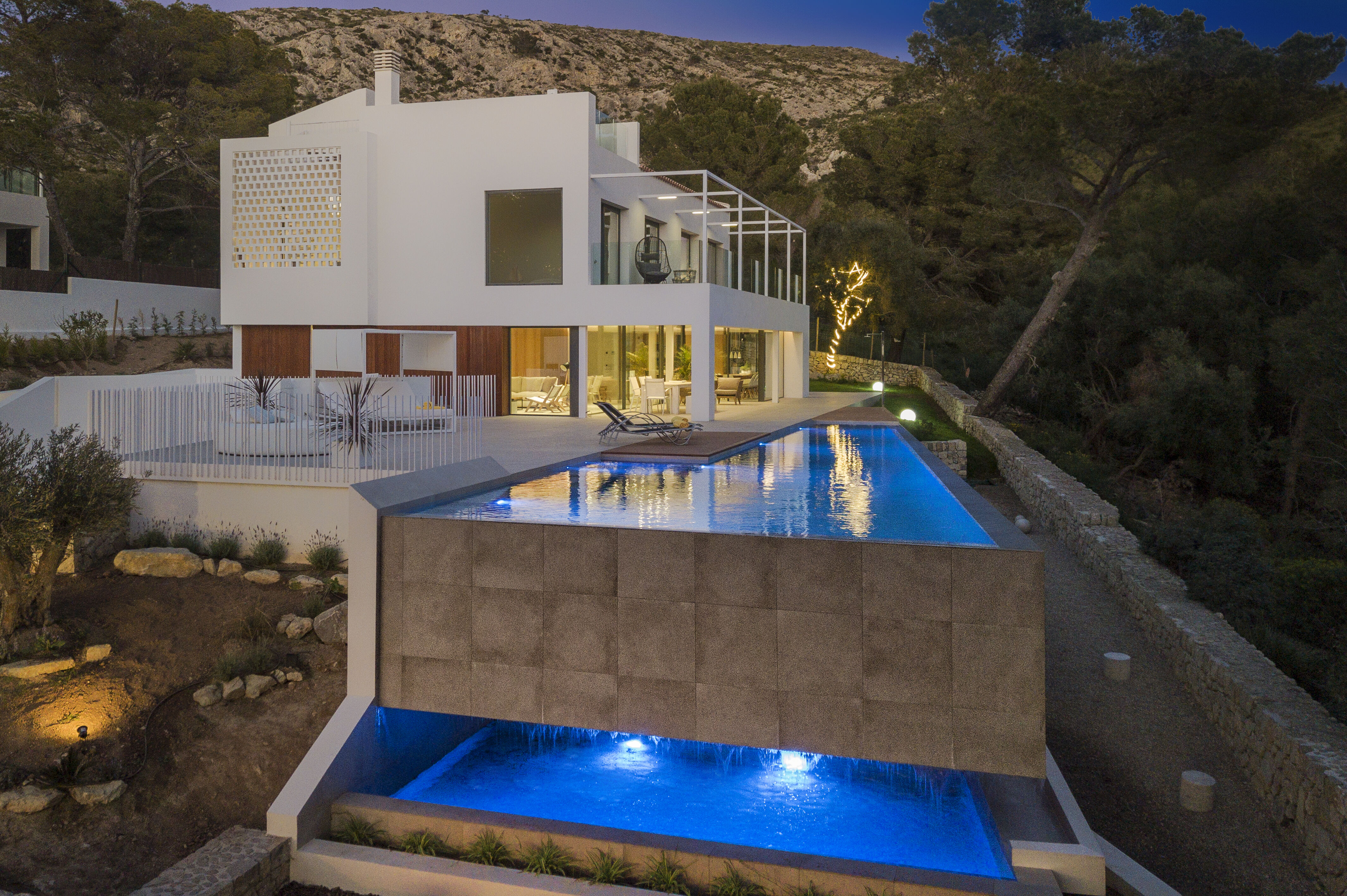 Villa Sky Gallary Image 2